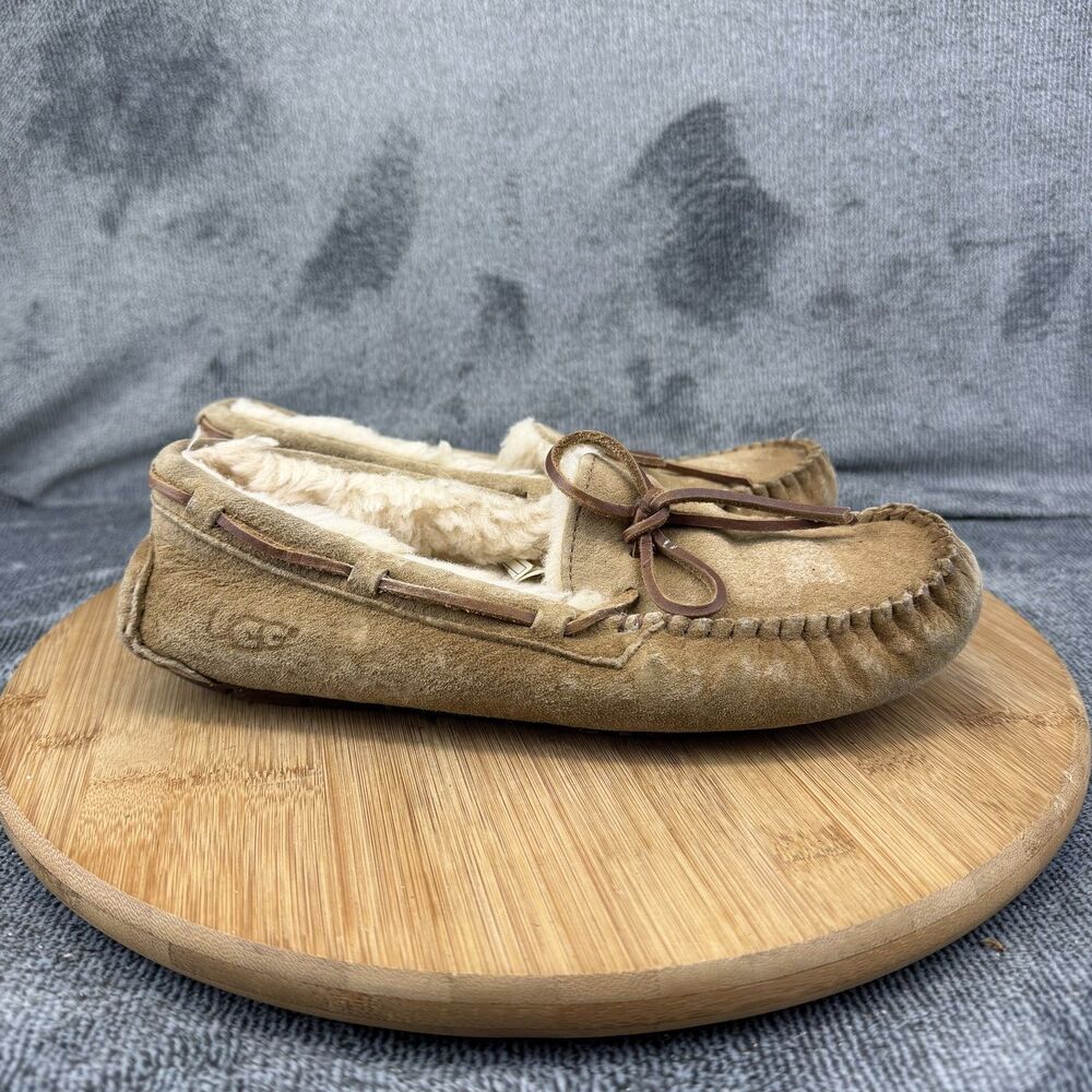 UGG Shoes Womens Size 7 Brown Suede Moccasin Slippers Shearling Lined Indoor